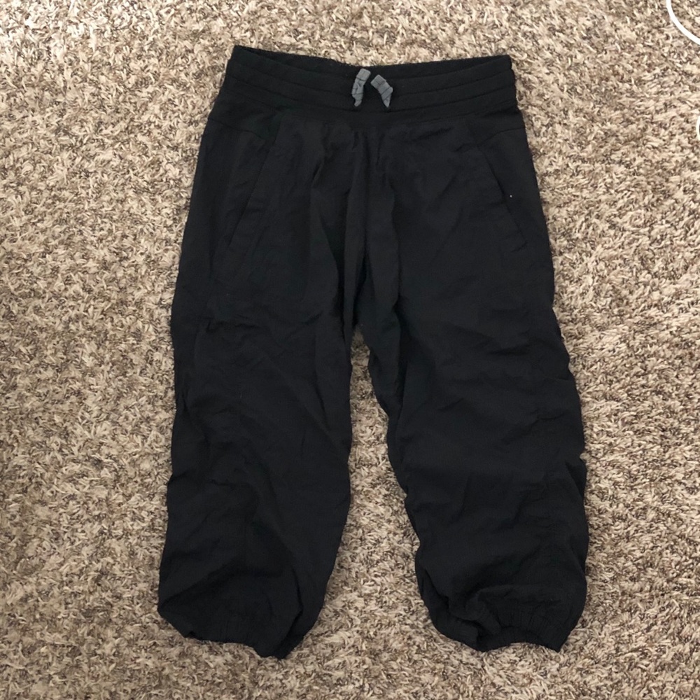 ivivva black joggers (size 14)